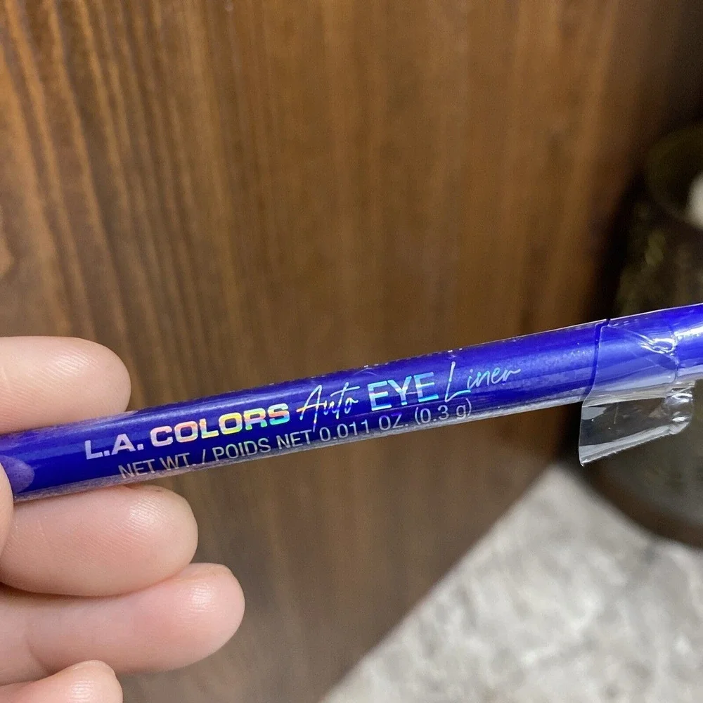 L.A. Colors Auto Eyeliner Blue .011oz New (Read) eye‎ liner pencil